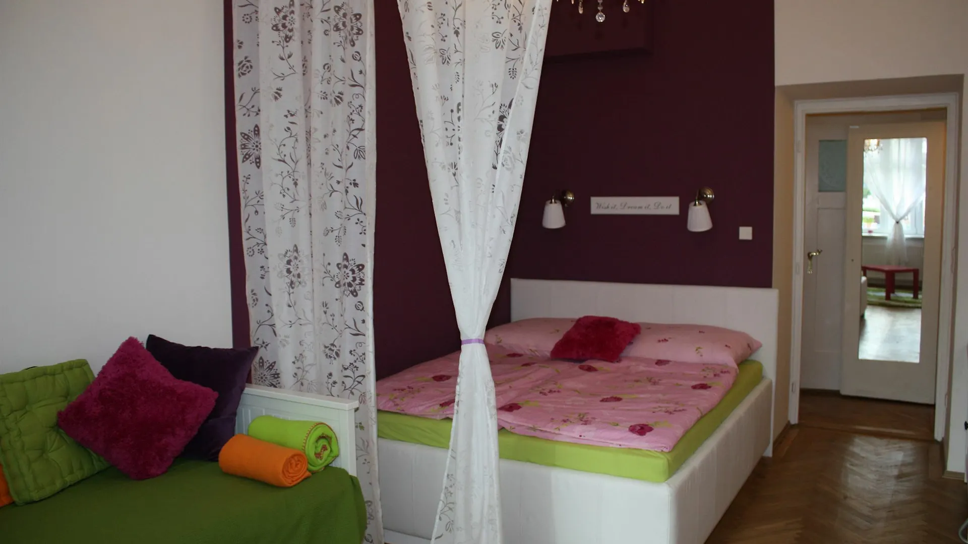 Vienna Barock Apartment Austria