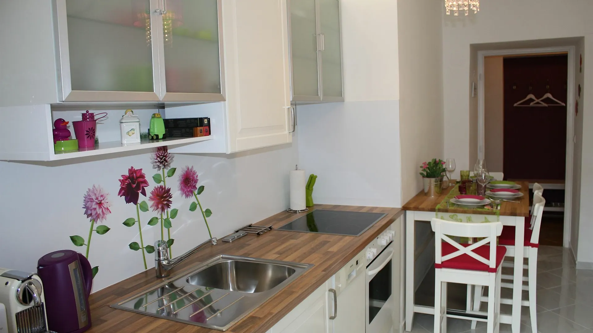 Vienna Barock Apartment 0*,  Austria